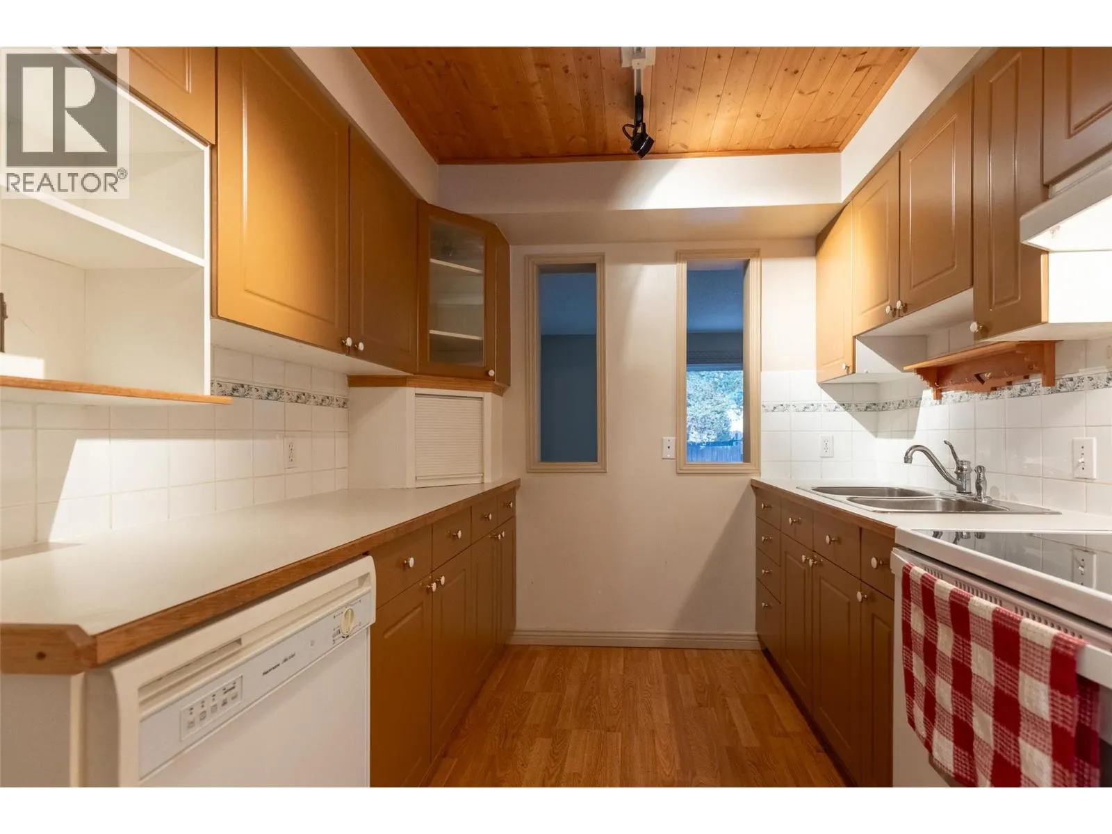 35 Mt Trinity Avenue Unit# B