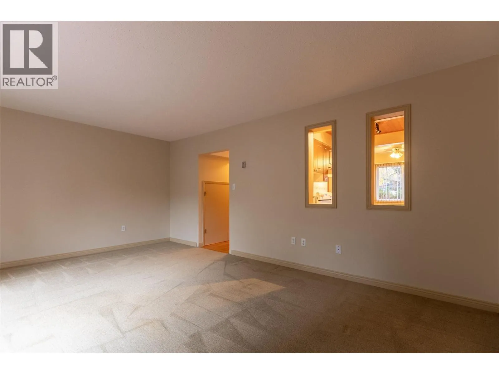 35 Mt Trinity Avenue Unit# B