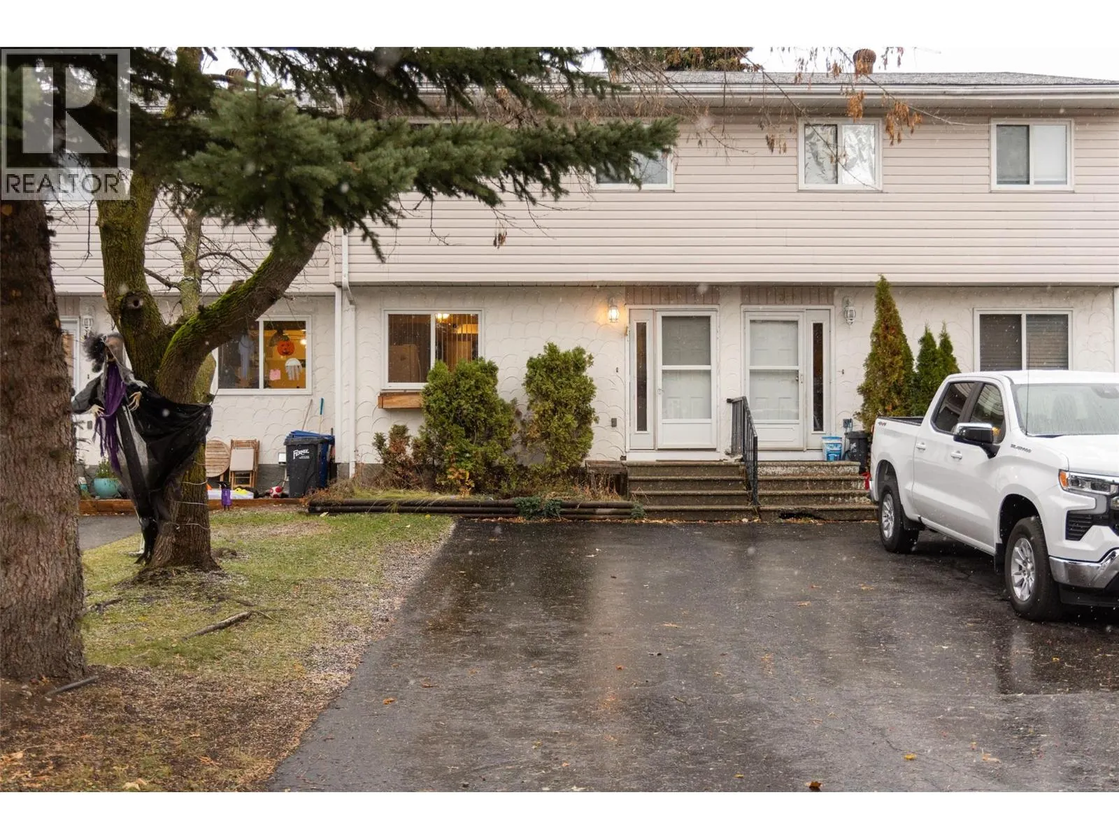 35 Mt Trinity Avenue Unit# B