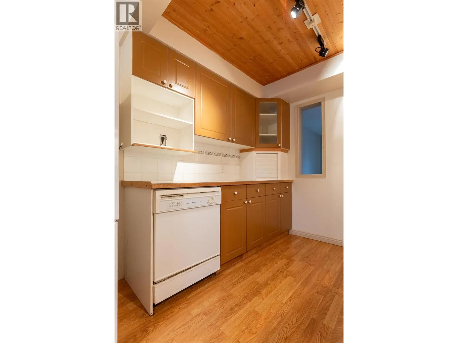 35 Mt Trinity Avenue Unit# B