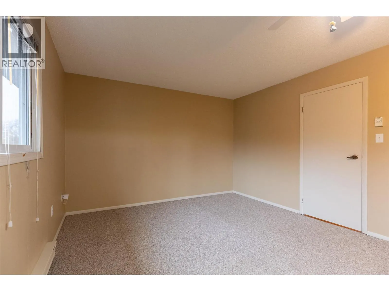 35 Mt Trinity Avenue Unit# B