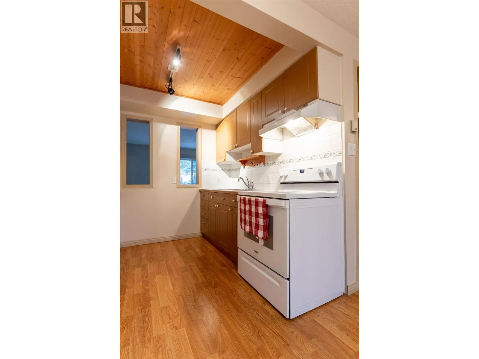 35 Mt Trinity Avenue Unit# B