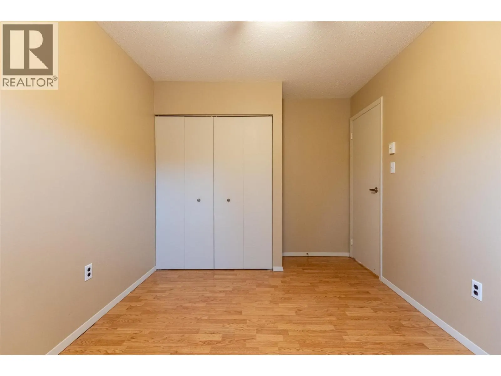 35 Mt Trinity Avenue Unit# B