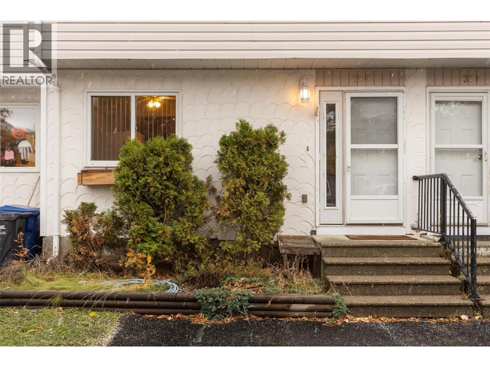 35 Mt Trinity Avenue Unit# B