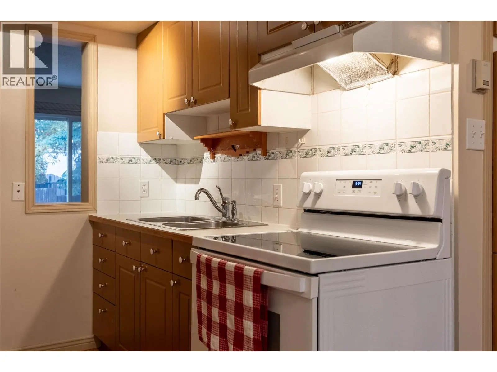 35 Mt Trinity Avenue Unit# B