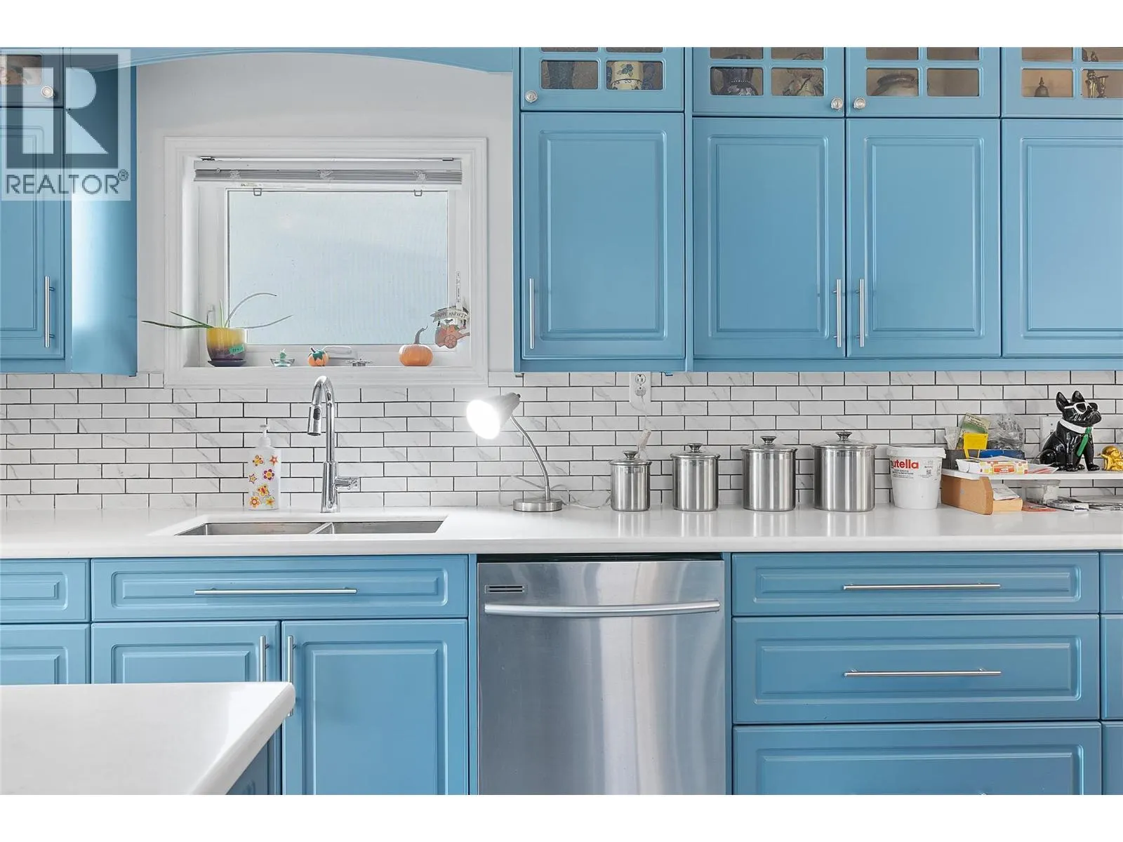 1277 Mountain View Road