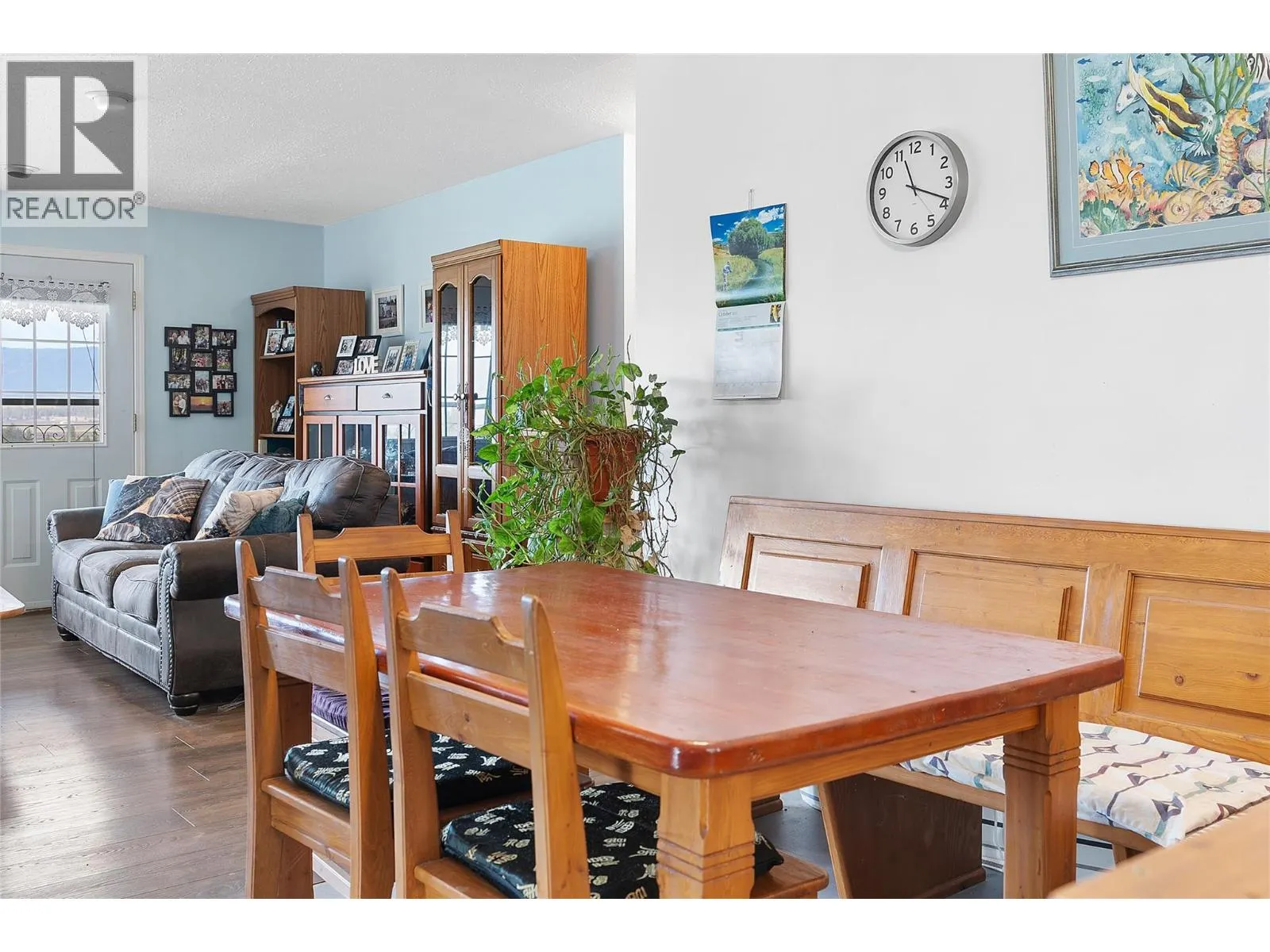 1277 Mountain View Road