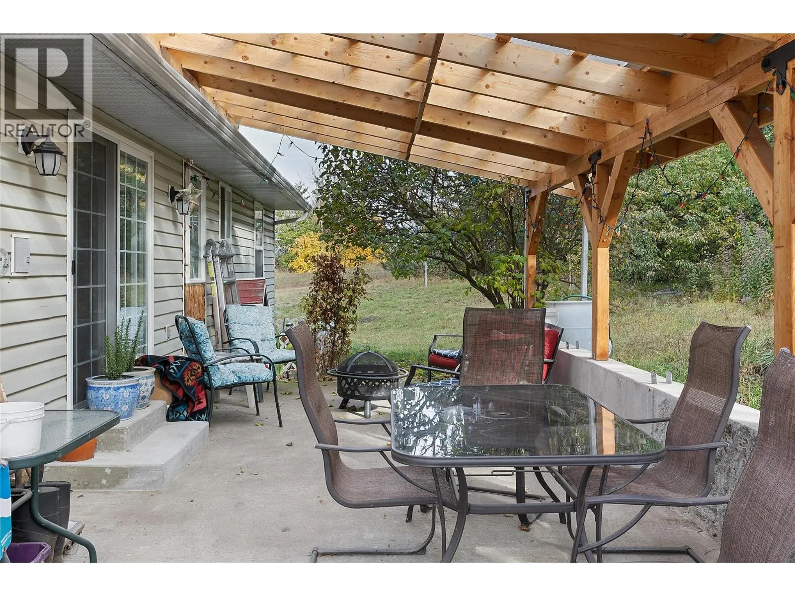 1277 Mountain View Road