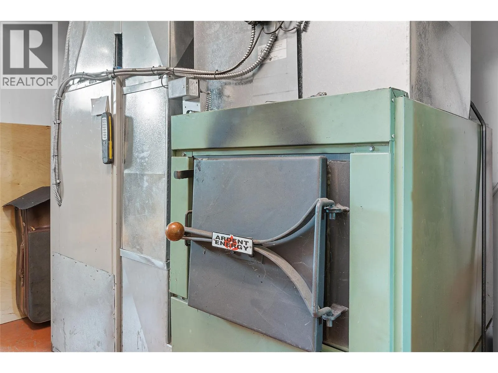 1277 Mountain View Road