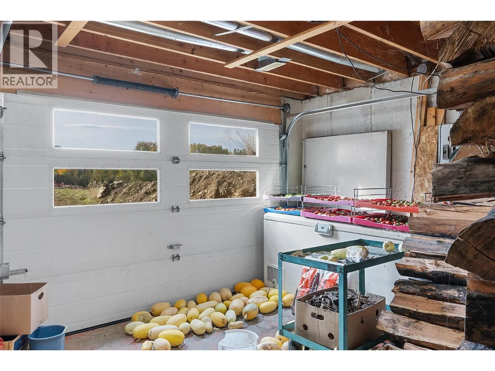 1277 Mountain View Road