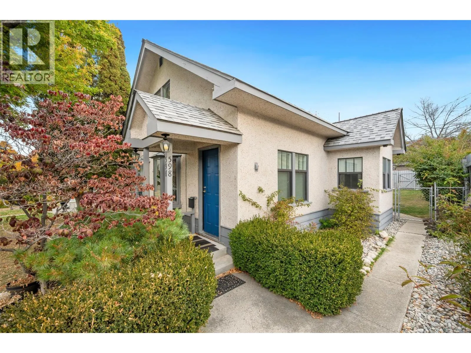 598 Van Horne Street