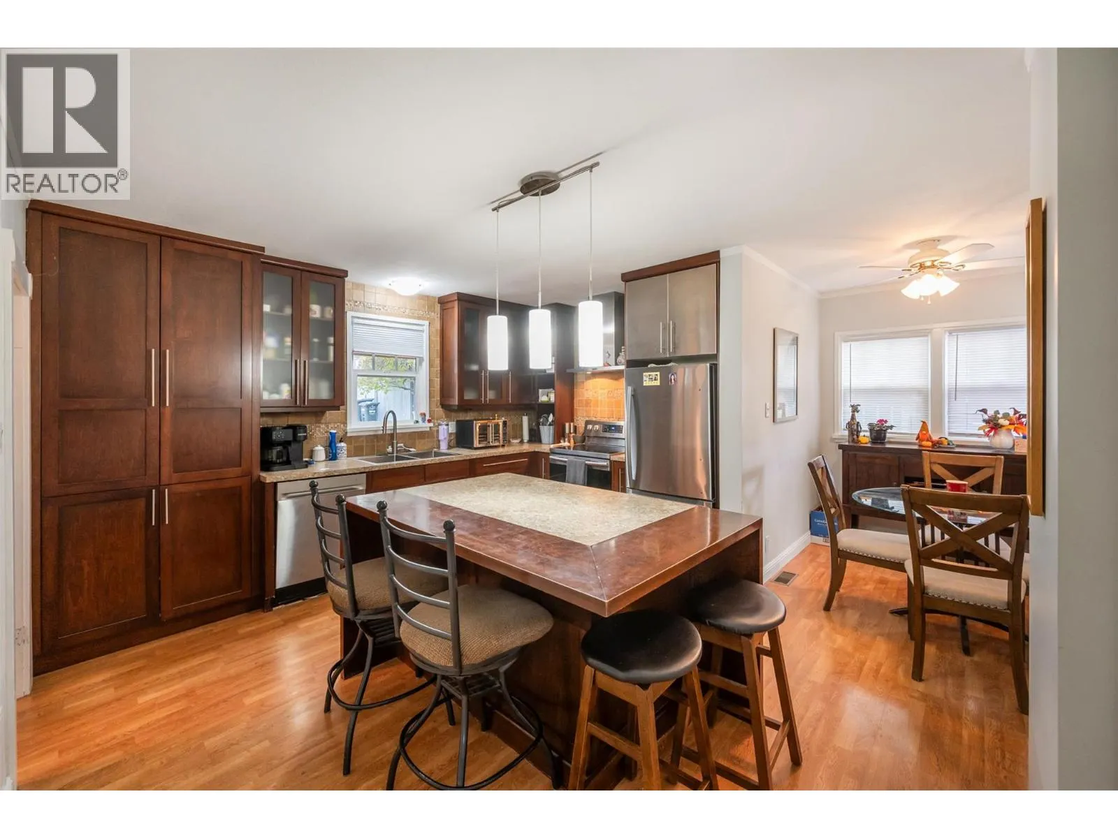 598 Van Horne Street