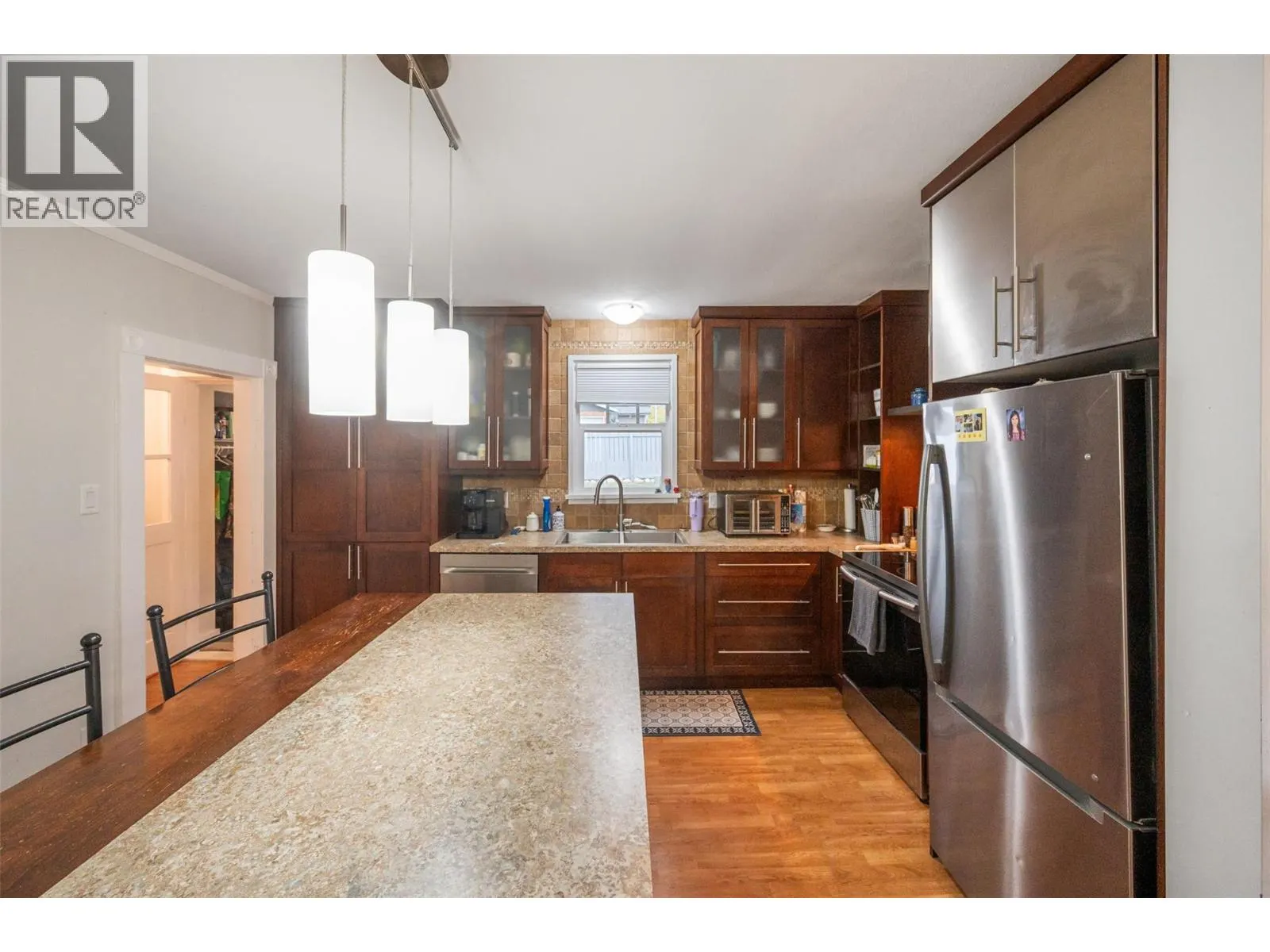 598 Van Horne Street