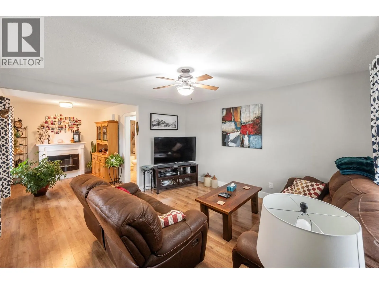 598 Van Horne Street