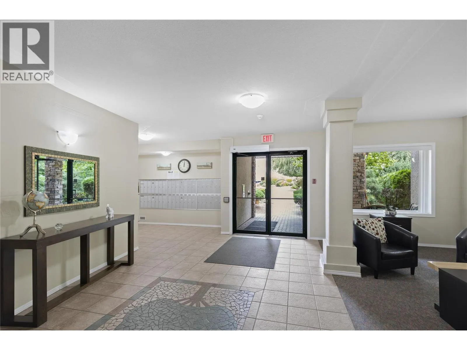 2300 Benvoulin Road Unit# 303