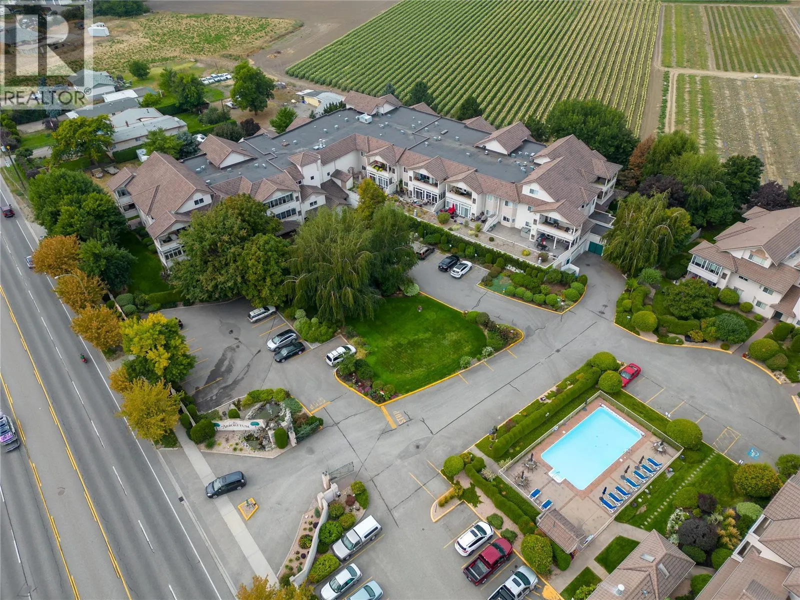 2300 Benvoulin Road Unit# 303