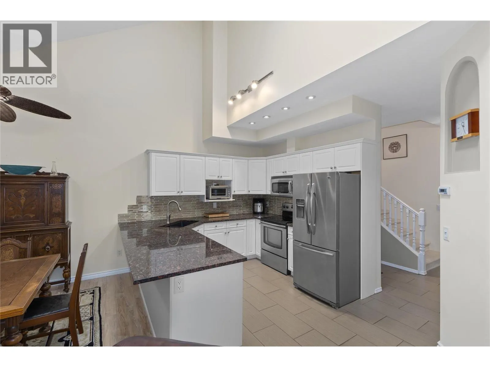 2300 Benvoulin Road Unit# 303