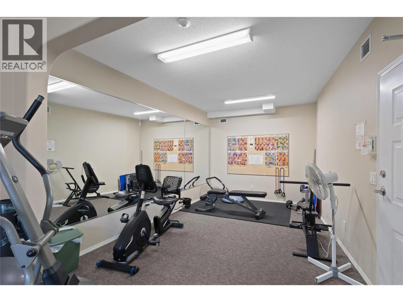 2300 Benvoulin Road Unit# 303