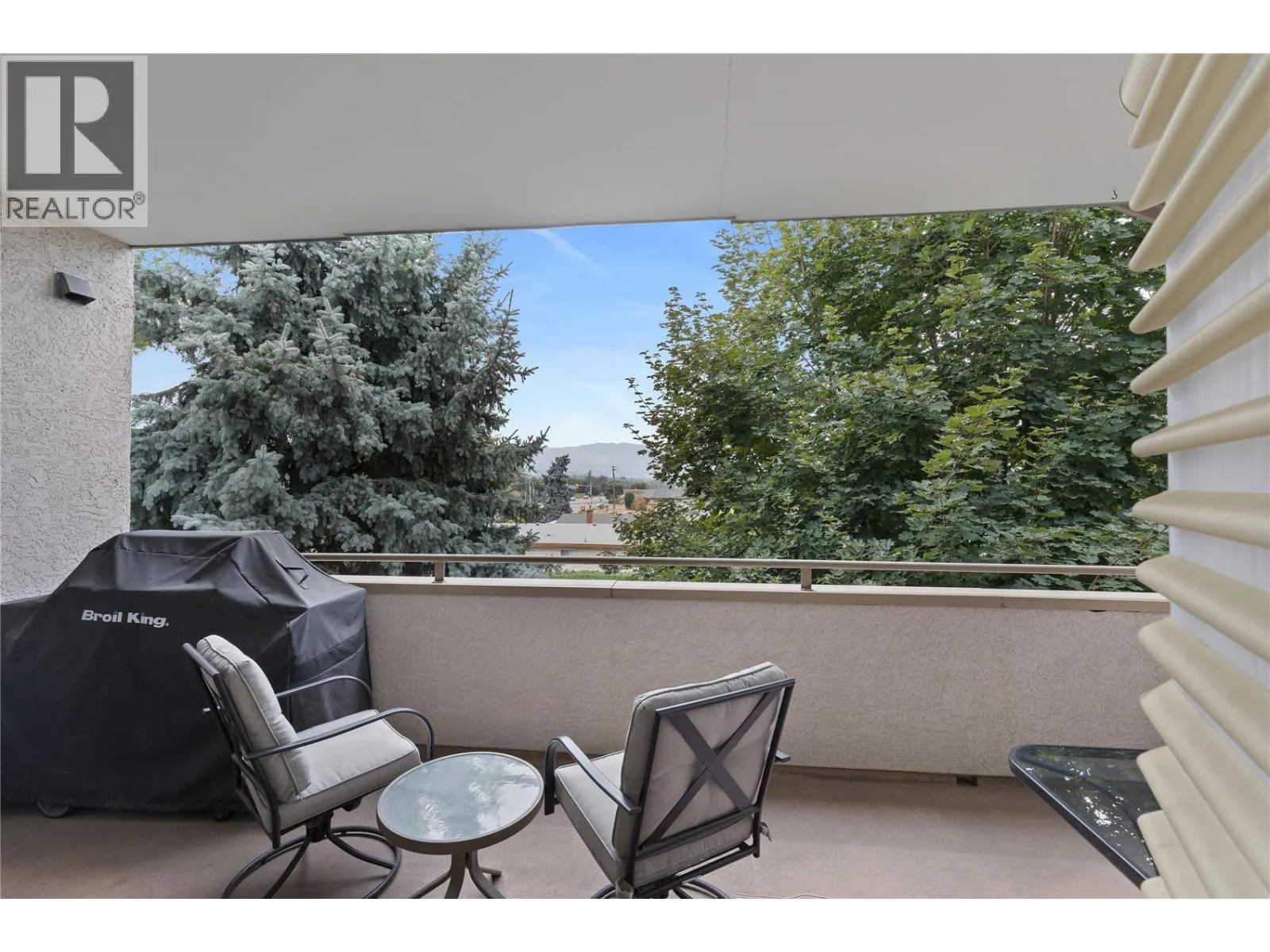 2300 Benvoulin Road Unit# 303