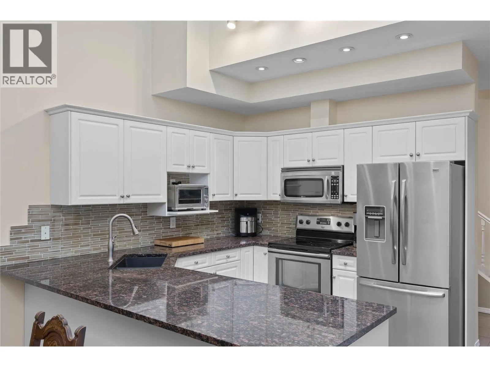 2300 Benvoulin Road Unit# 303