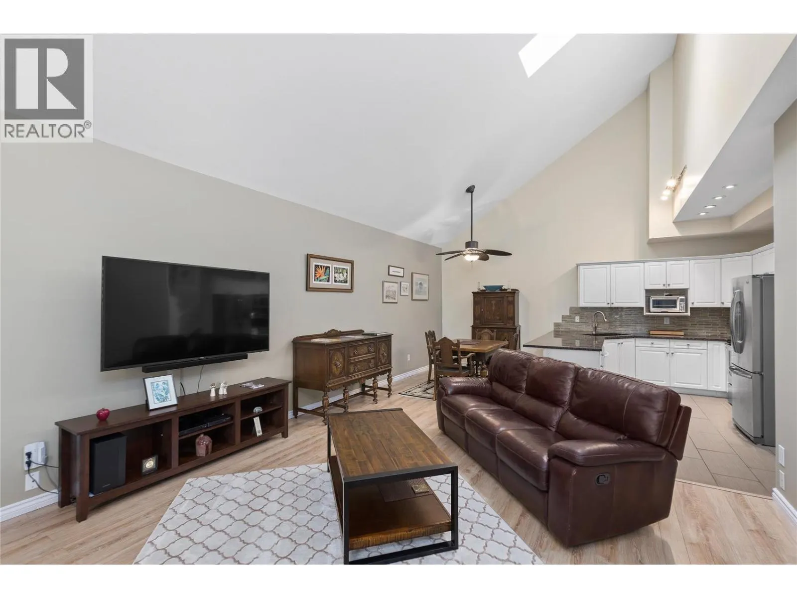 2300 Benvoulin Road Unit# 303