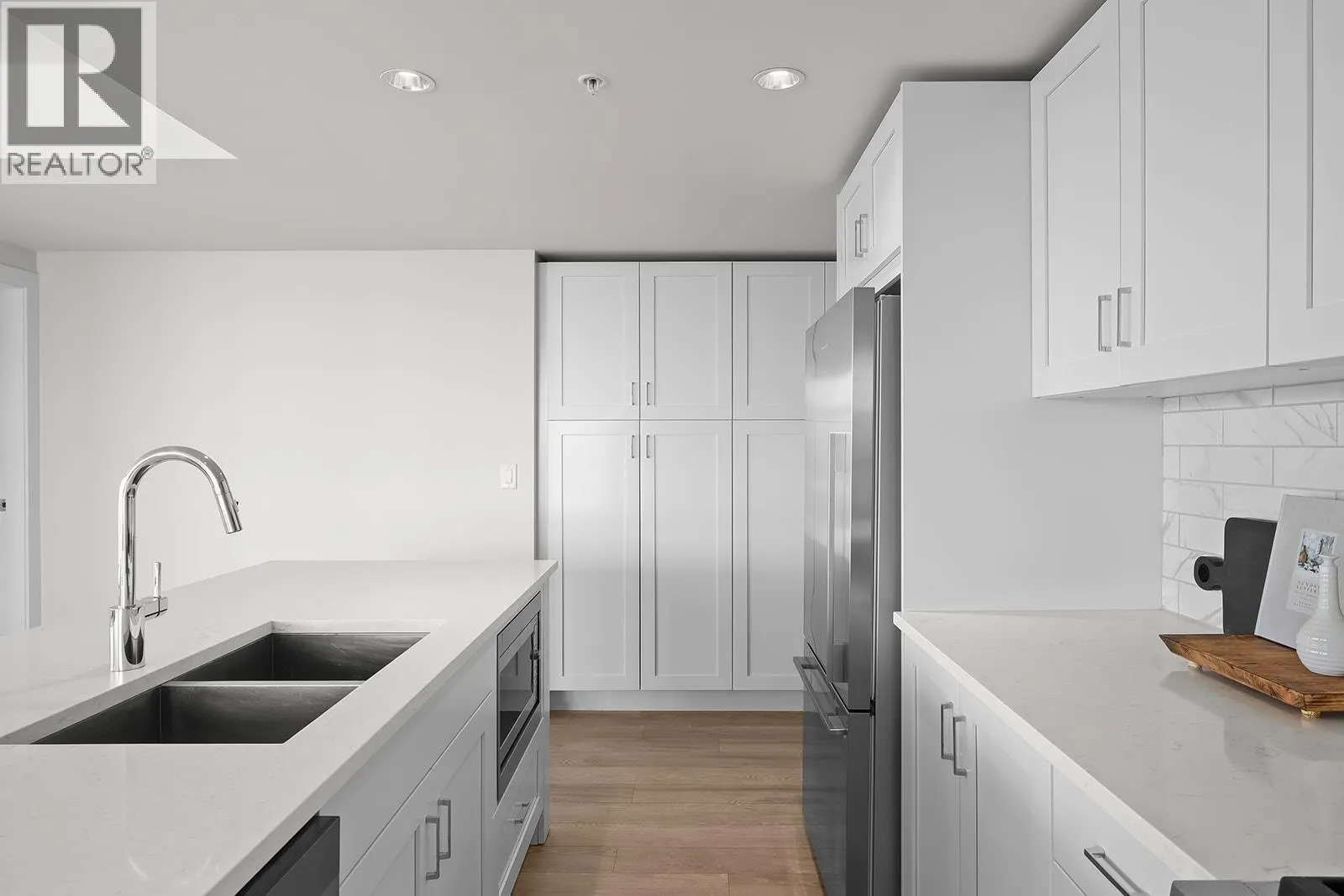 485 Groves Avenue Unit# 1201