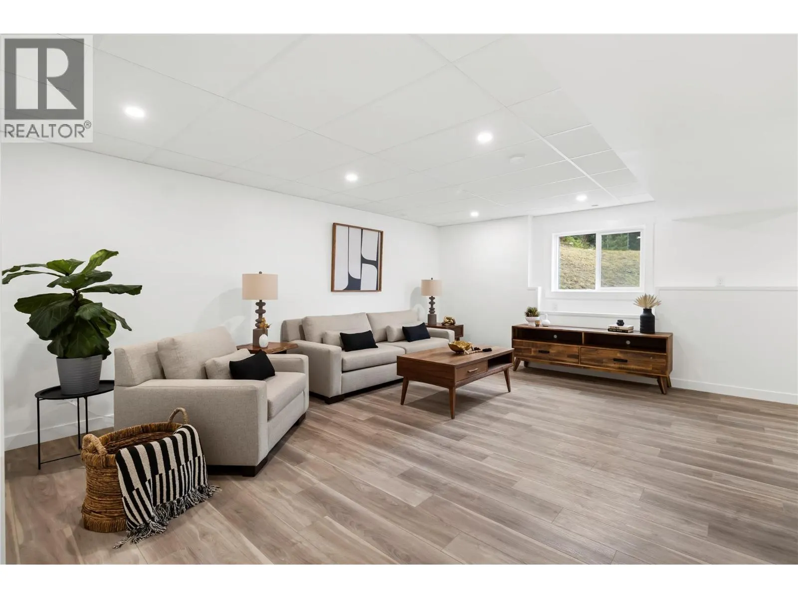 2868 Golf Course Drive