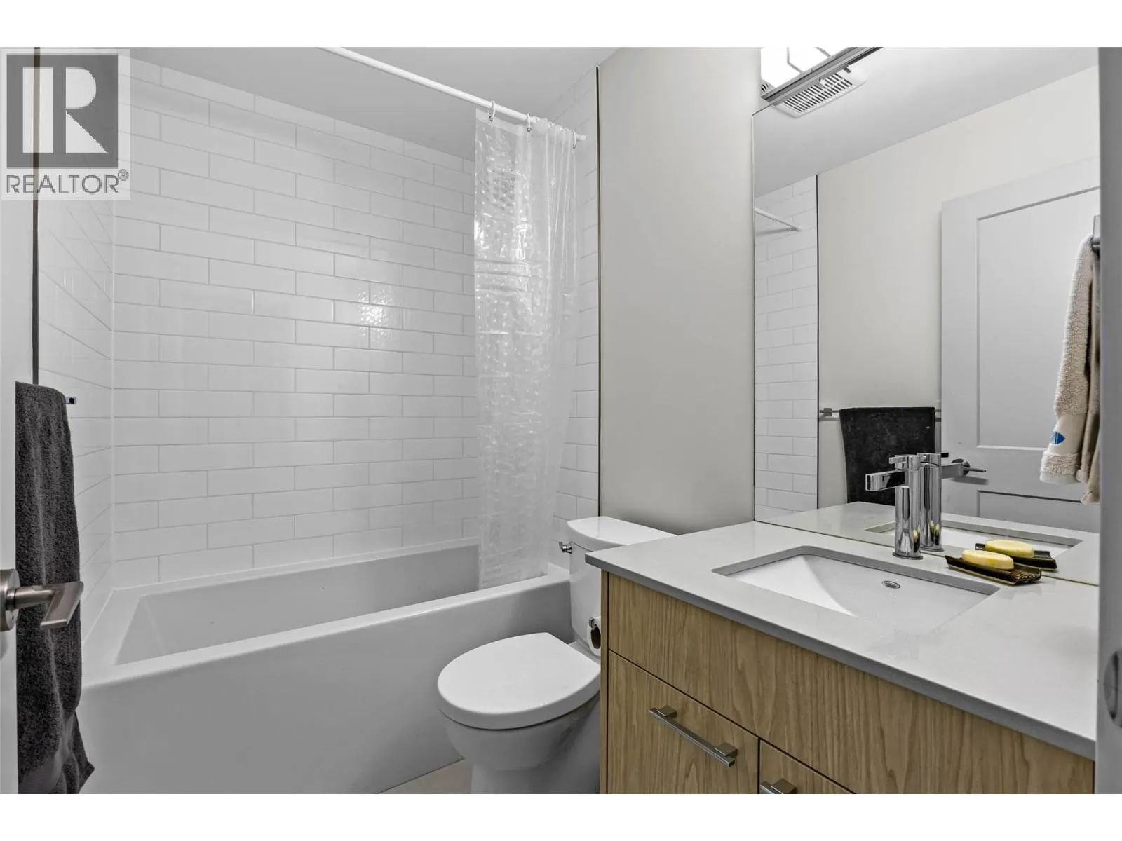 1393 9TH Avenue Unit# 115