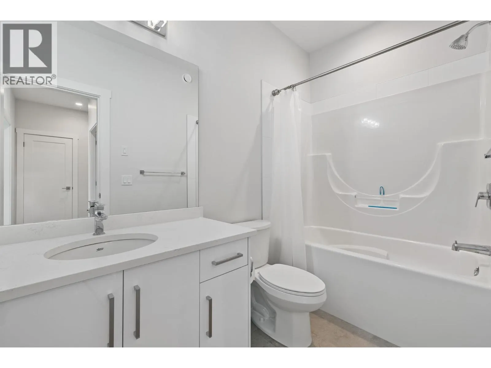 115 Wyndham Crescent Unit# 12