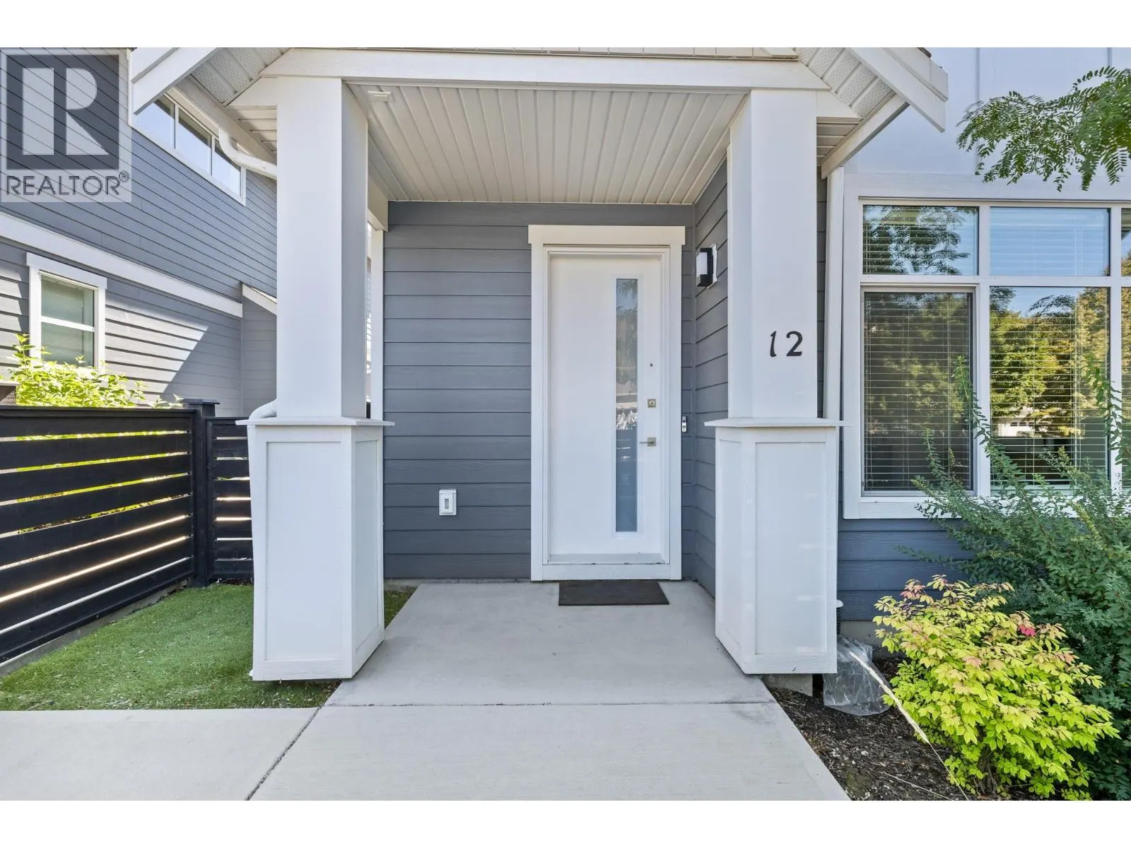 115 Wyndham Crescent Unit# 12