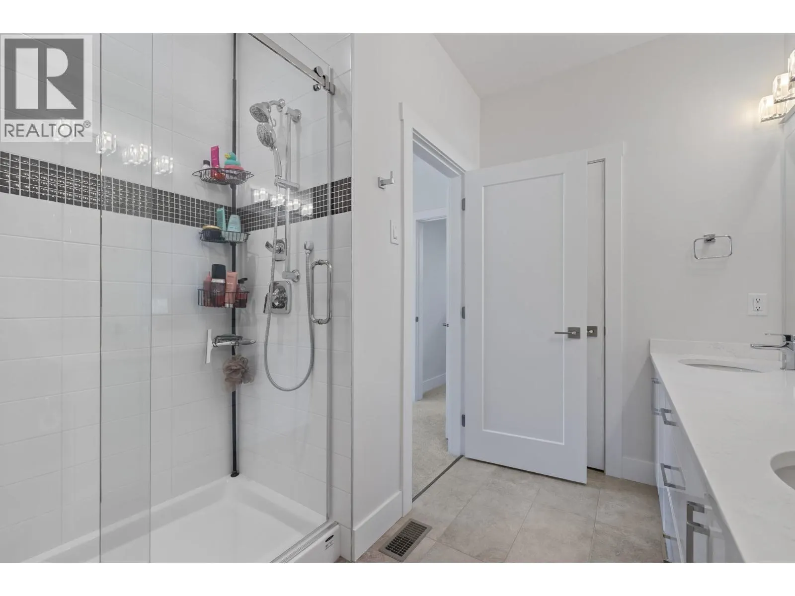 115 Wyndham Crescent Unit# 12