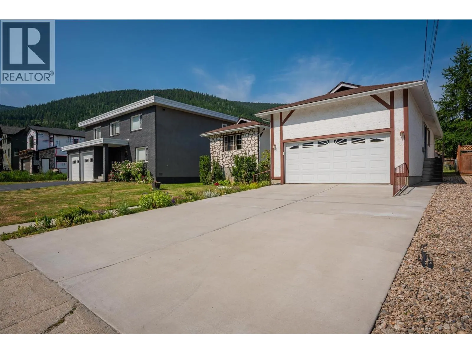 1820 Silver King Road