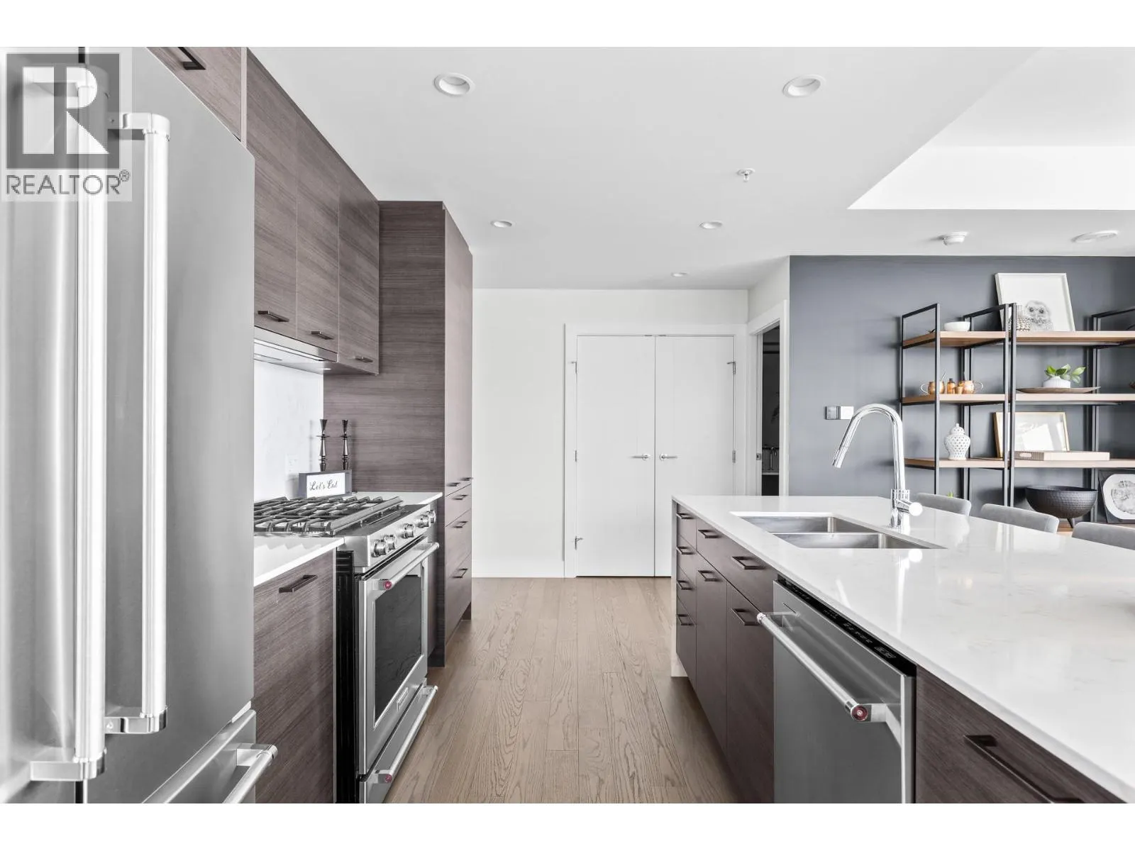 1181 Sunset Drive Unit# 2305