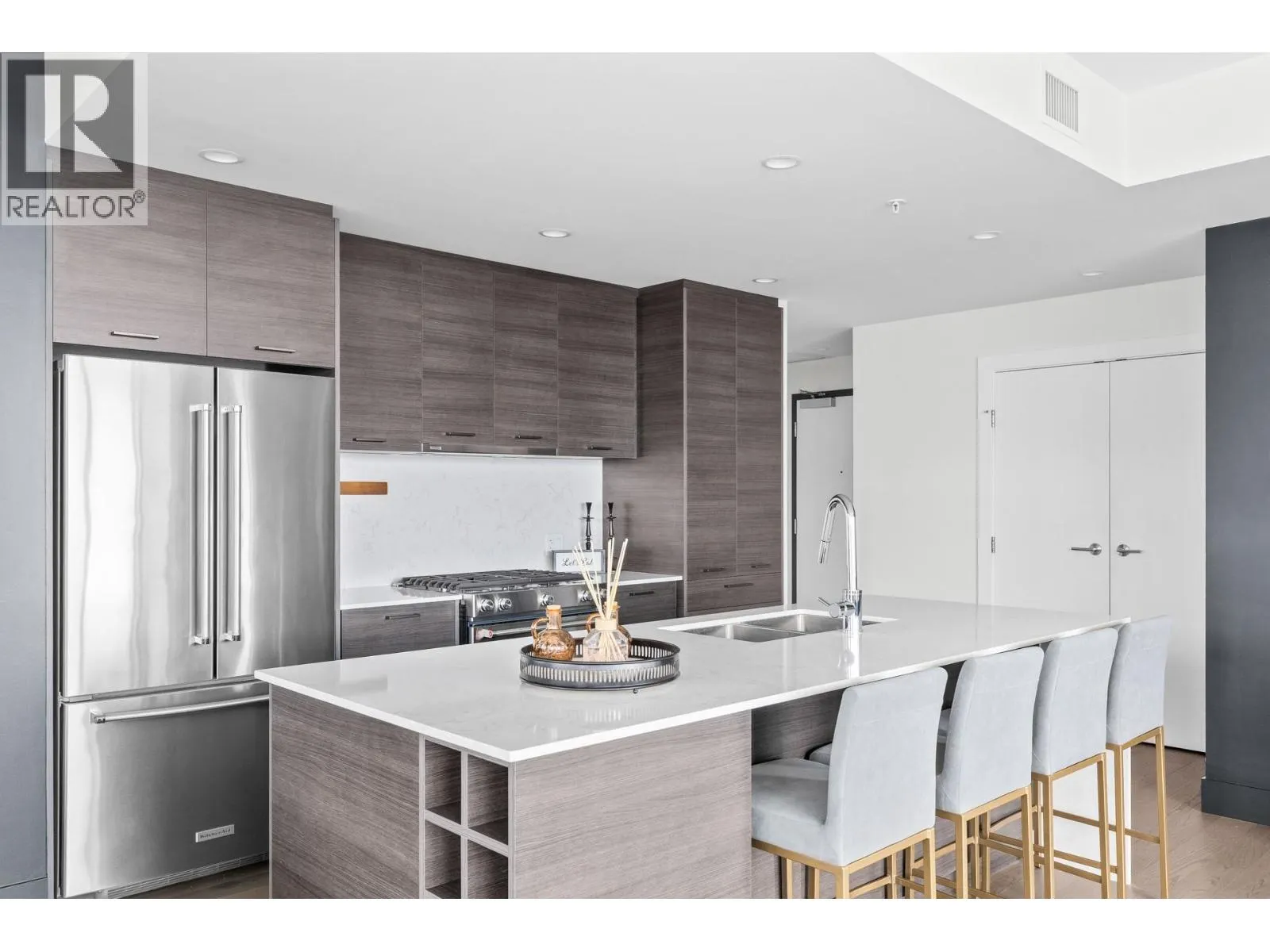 1181 Sunset Drive Unit# 2305