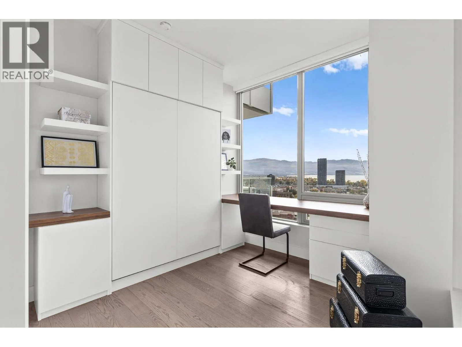 1181 Sunset Drive Unit# 2305