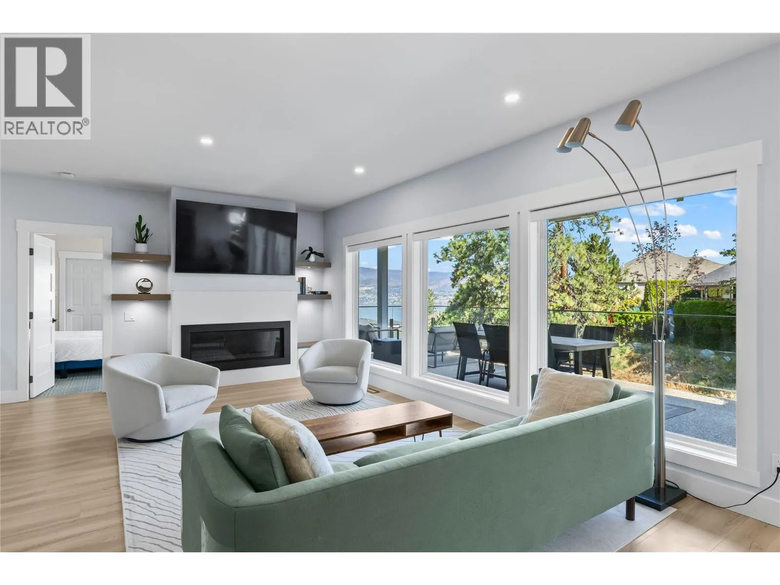 408 Quilchena Crescent