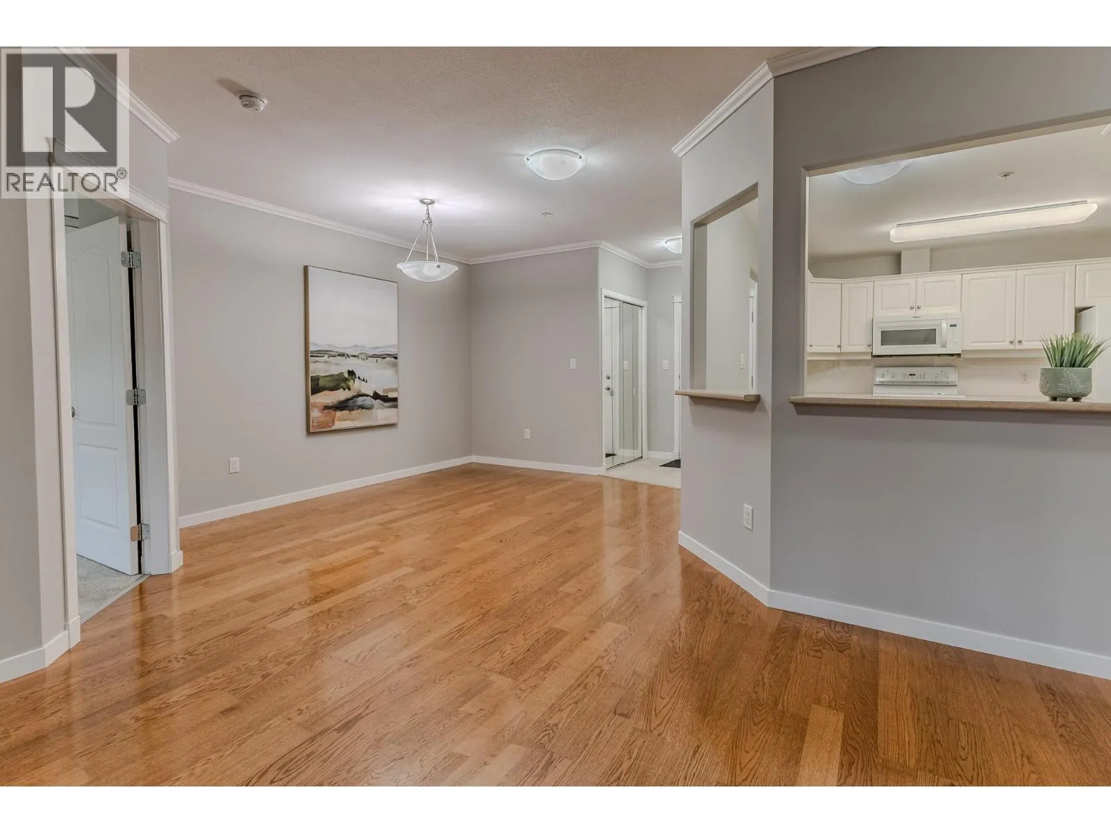 303 Whitman Road Unit# 108