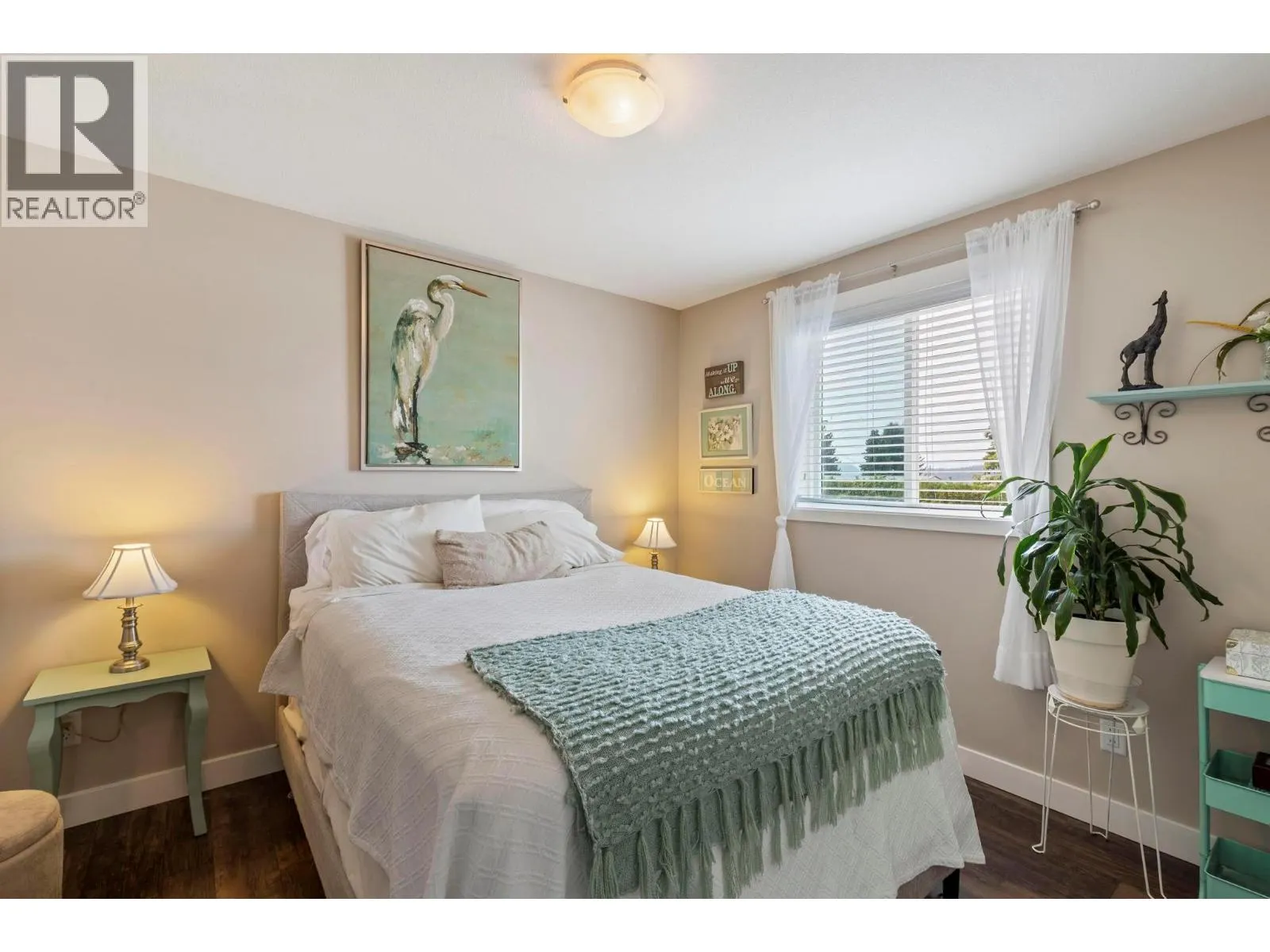 3591 Old Vernon Road Unit# 220