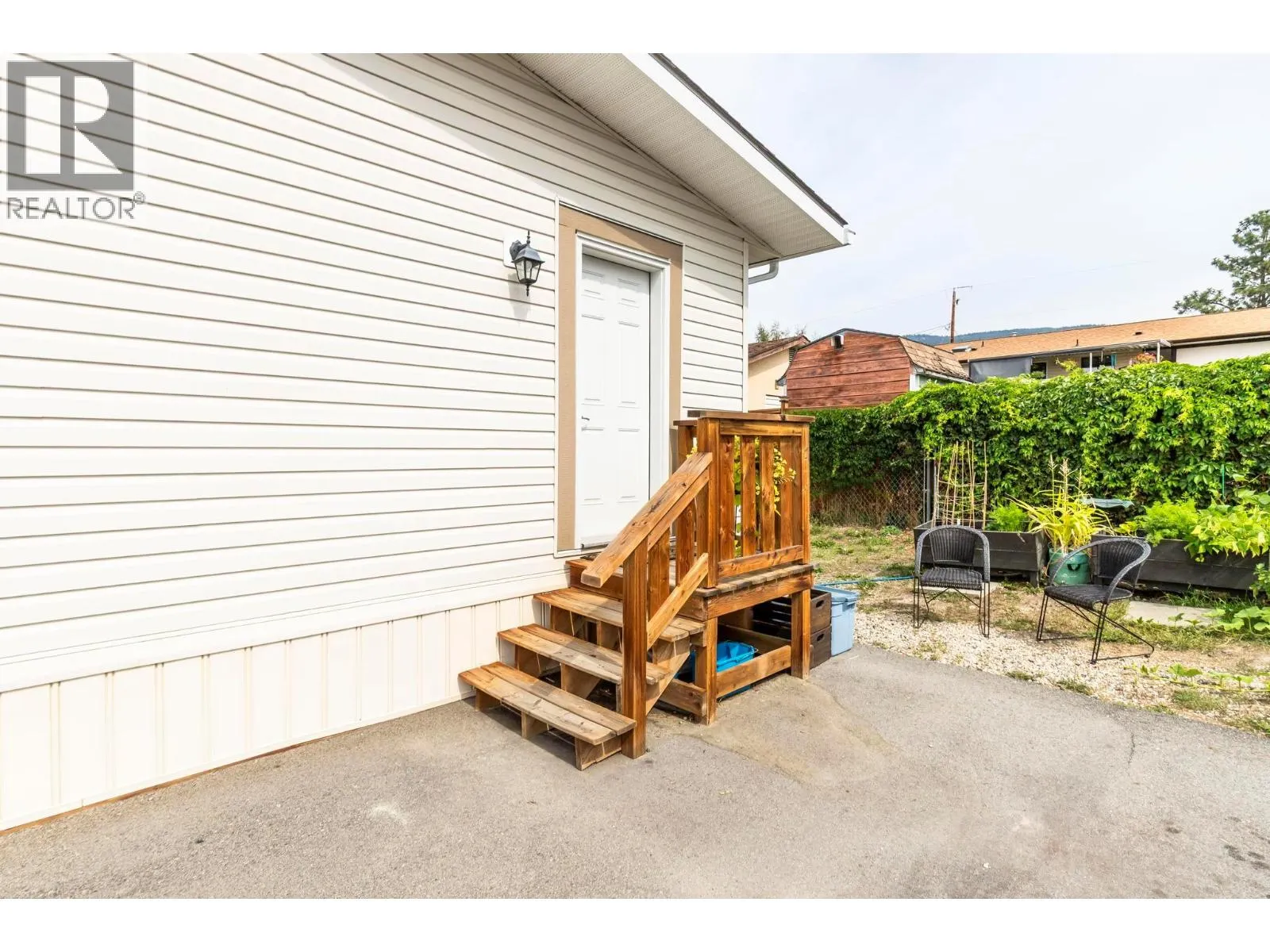 3591 Old Vernon Road Unit# 220