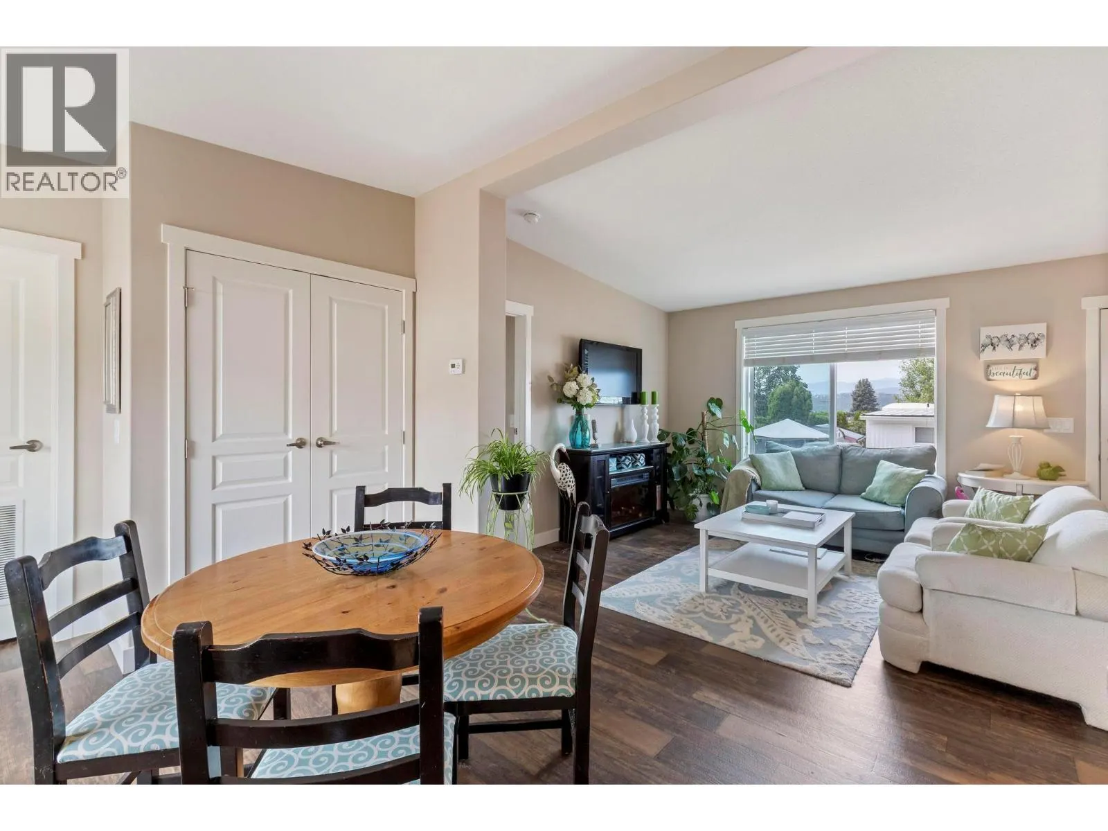 3591 Old Vernon Road Unit# 220