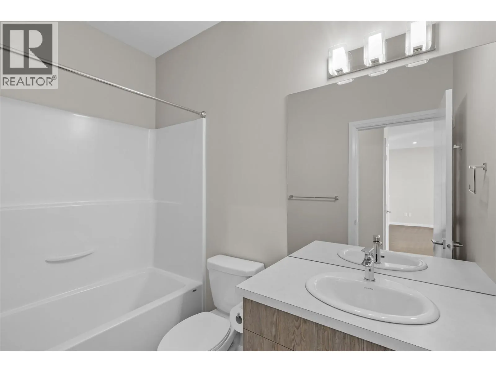 1993 QU'APPELLE Boulevard Unit# 105