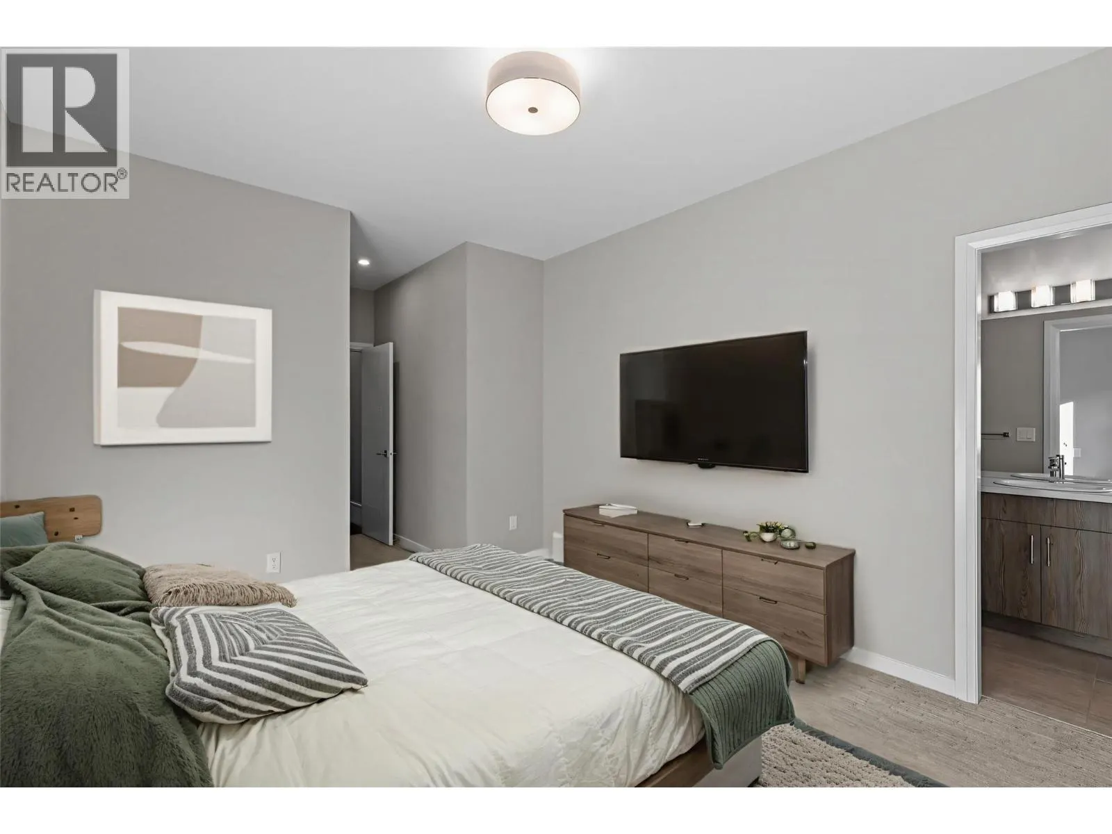 1993 QU'APPELLE Boulevard Unit# 105