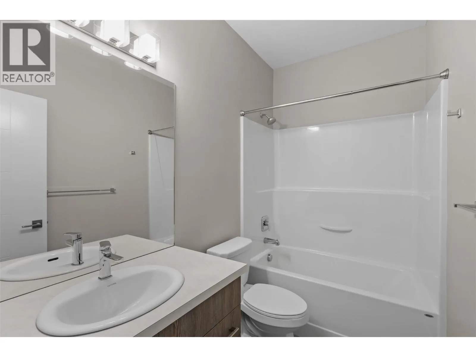 1993 QU'APPELLE Boulevard Unit# 105