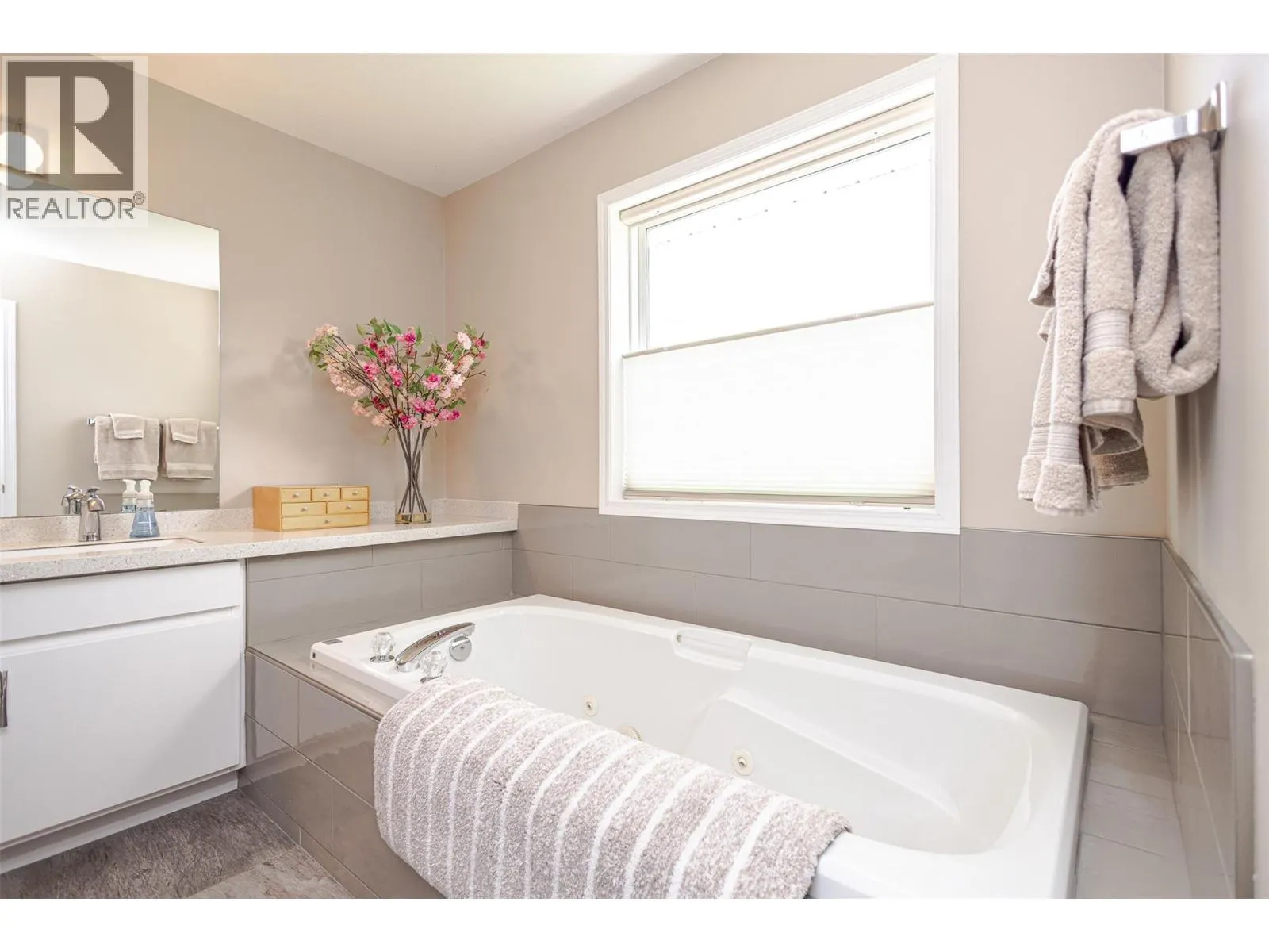 5291 Bradbury Street