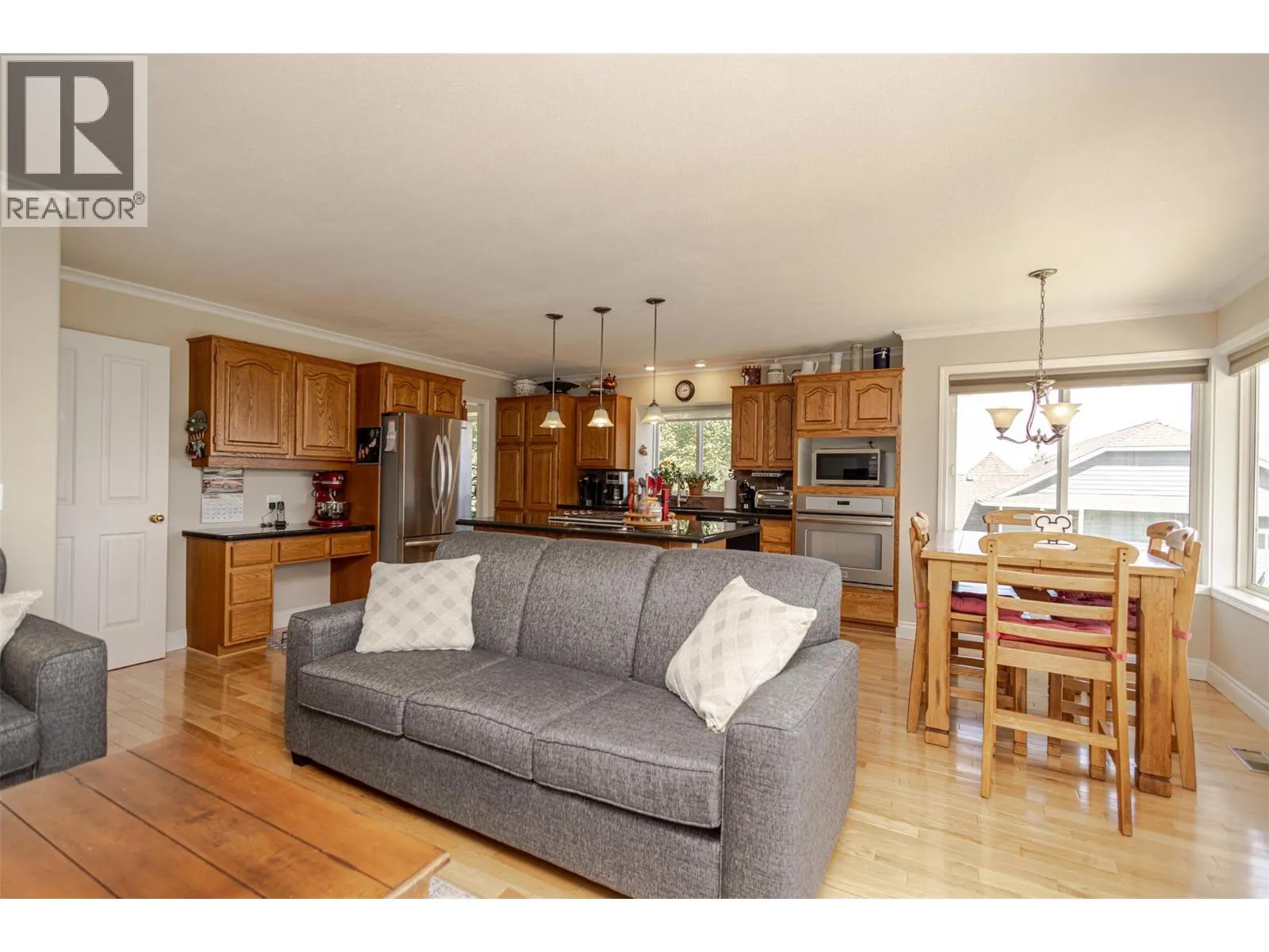 5291 Bradbury Street