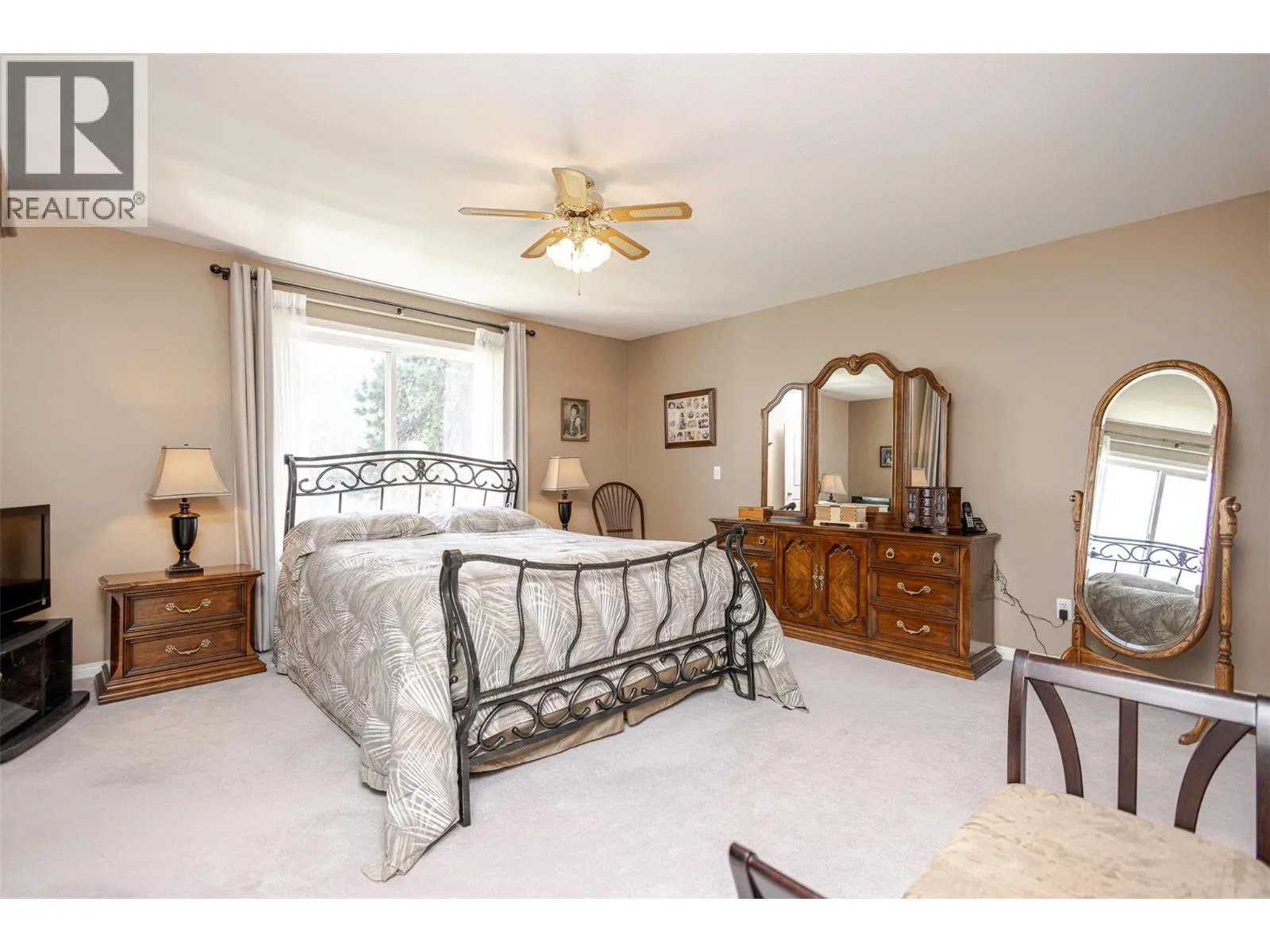 5291 Bradbury Street