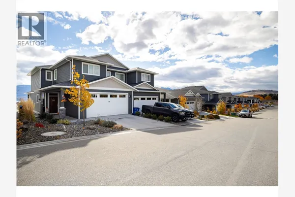 2363 Hawks Boulevard