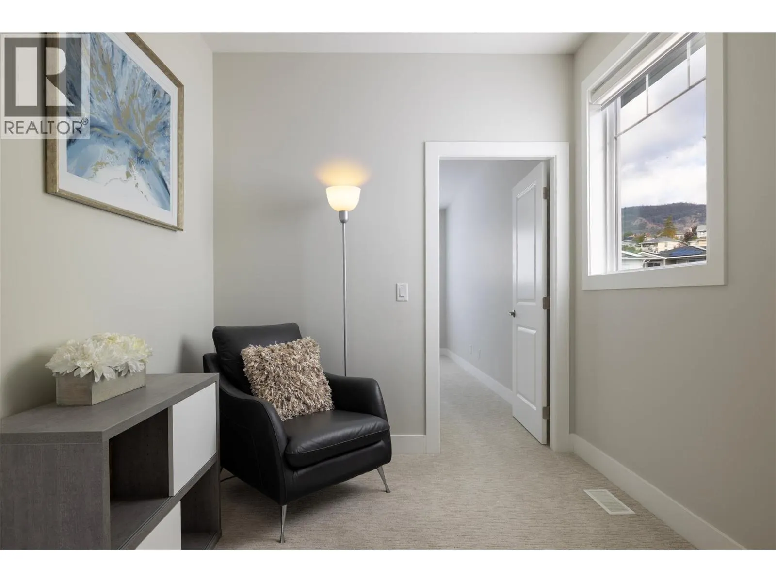 2363 Hawks Boulevard