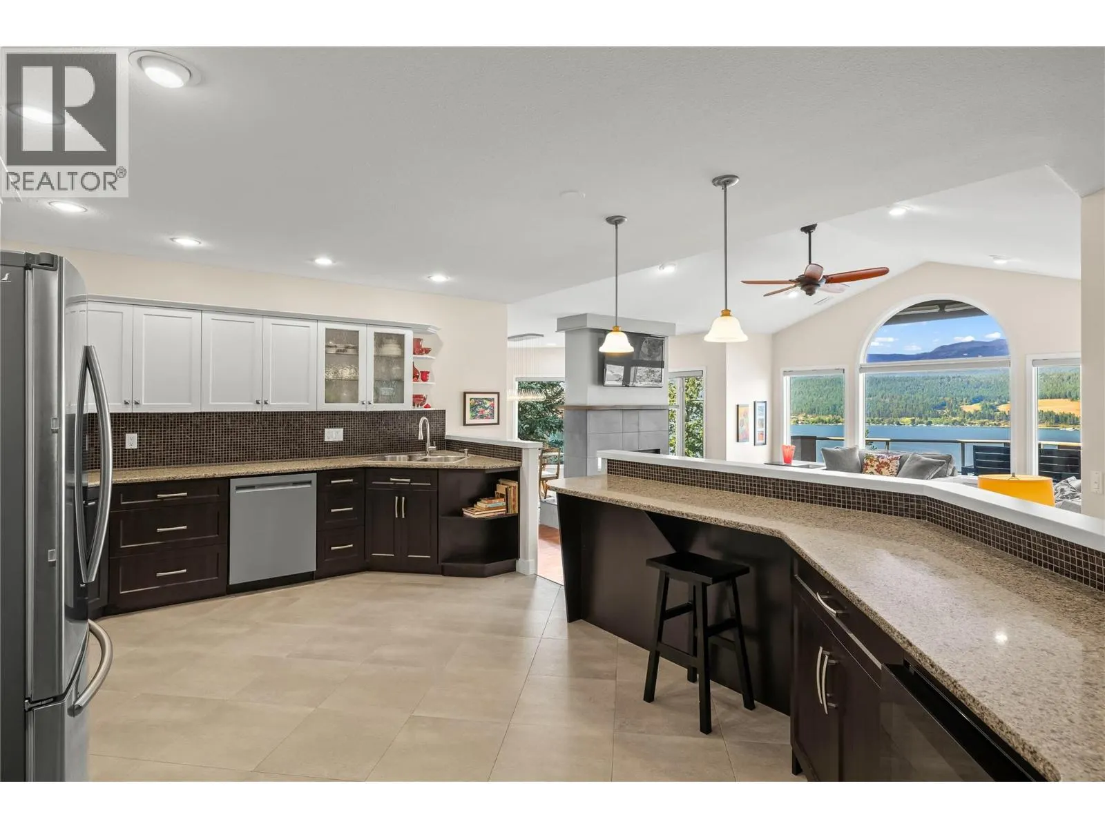 83 Peregrine Way Unit# 21