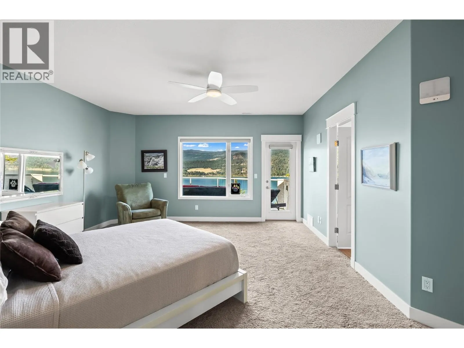 83 Peregrine Way Unit# 21